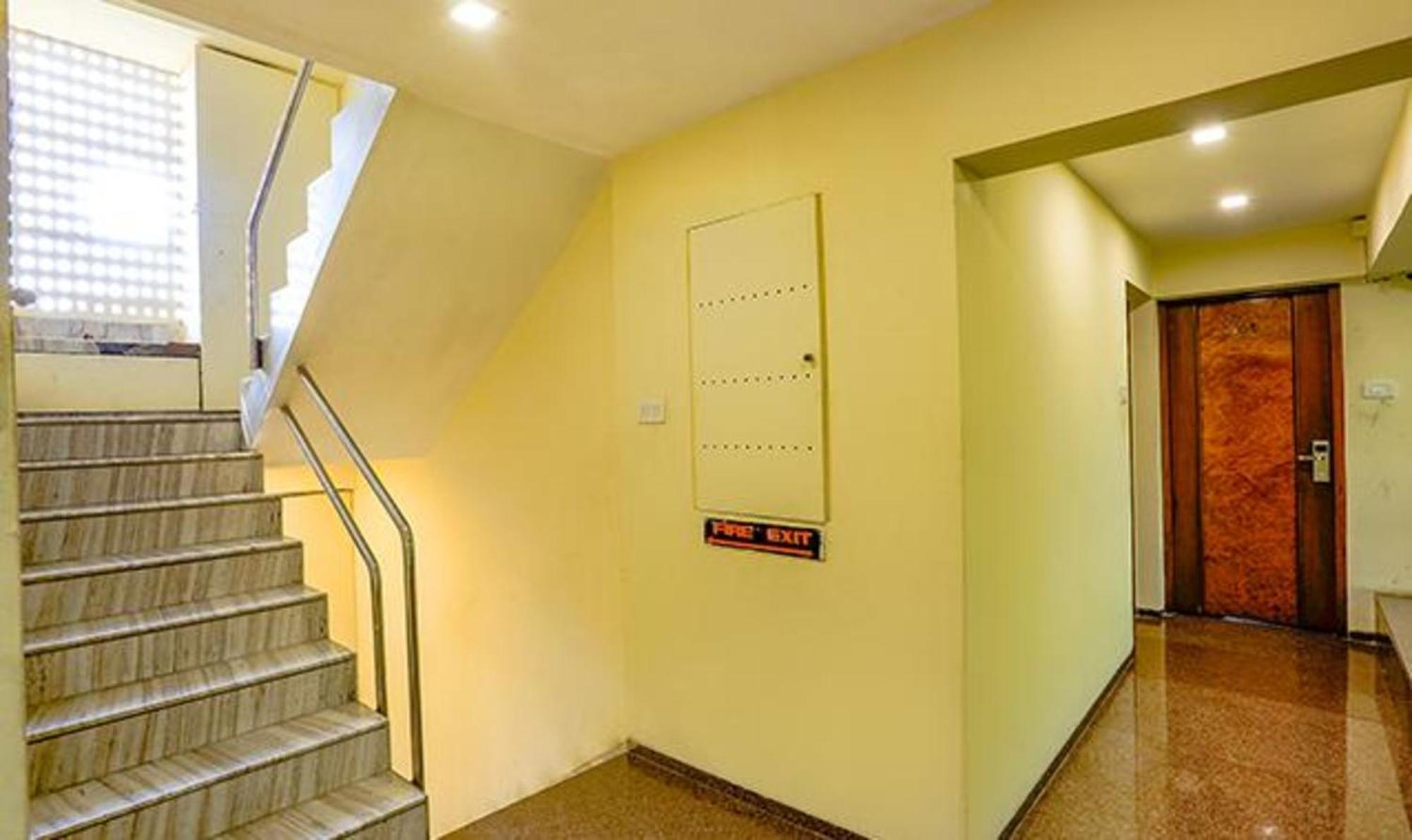 Hotel Fabexpress Jayshree - Nr Mumbai International Airport Exterior foto