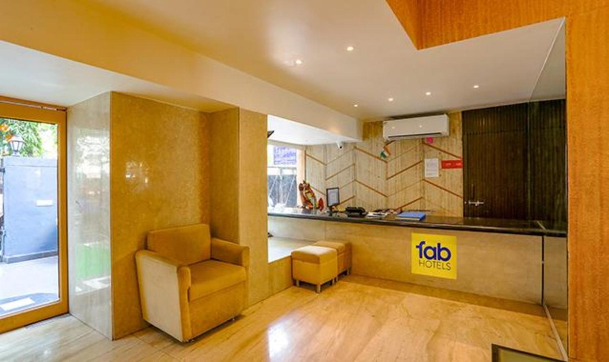 Hotel Fabexpress Jayshree - Nr Mumbai International Airport Exterior foto